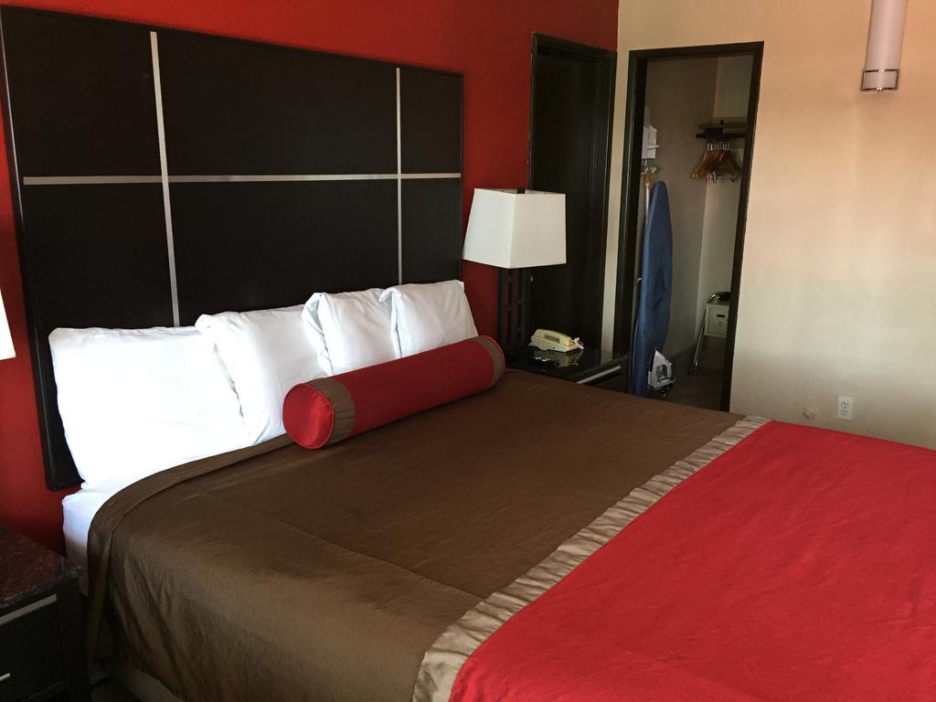 Harbor Inn & Suites Oceanside Oda fotoğraf